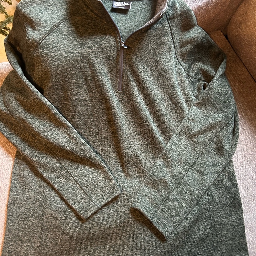 Like New Eddie Bauer Olive Zip-Up Sweater